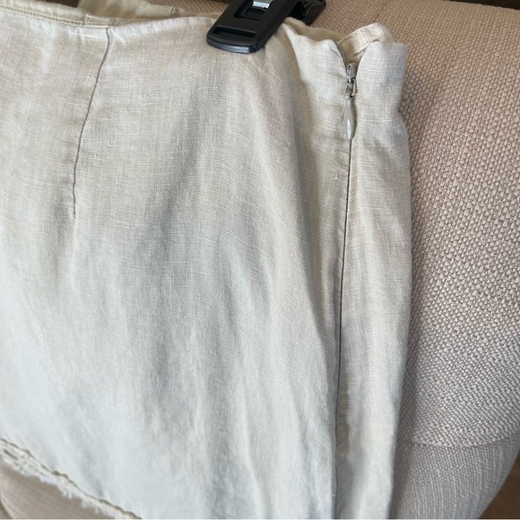 AC:  Relax Tommy Bahamma Beige Linen Ruffle Mini Skirt 19” Size 10 - Picture 4 of 10
